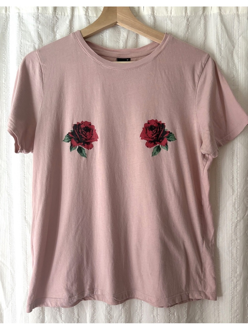 Gina Tricot Pink Cotton T-Shirt with Rose Prints, Size M